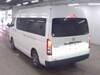 TOYOTA HIACE COMMUTER