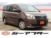 2014 TOYOTA NOAH