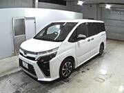 2019 TOYOTA VOXY