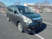 2011 TOYOTA NOAH X SMART EDITION