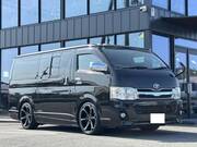 2011 TOYOTA HIACE VAN