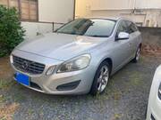 2011 VOLVO V60