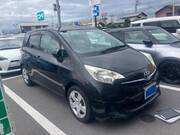 2011 TOYOTA RACTIS G