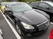 2013 NISSAN FUGA