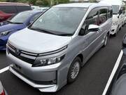 2014 TOYOTA VOXY