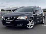 2012 VOLVO V50