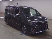 2019 TOYOTA VOXY
