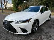 2019 LEXUS ES