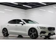 2019 VOLVO S60