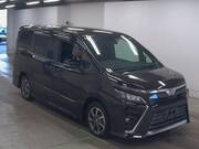 2017 TOYOTA VOXY