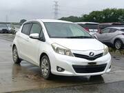2011 TOYOTA VITZ U