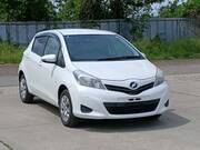 2012 TOYOTA VITZ U