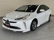 2021 TOYOTA PRIUS