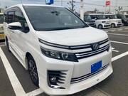 2017 TOYOTA VOXY