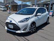 2019 TOYOTA AQUA
