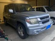 2003 MITSUBISHI PAJERO IO