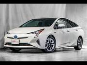 2016 TOYOTA PRIUS