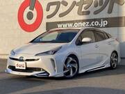 2019 TOYOTA PRIUS