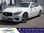 2015 NISSAN FUGA