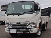 2022 TOYOTA DYNA