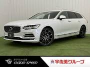 2017 VOLVO V90