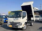 2025 HINO DUTRO