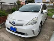 2012 TOYOTA PRIUS ALPHA