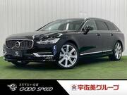 2017 VOLVO V90