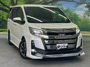 2019 TOYOTA NOAH