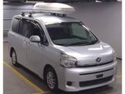 2012 TOYOTA VOXY X L EDITION