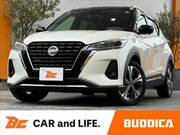 2021 NISSAN KICKS