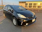 2013 TOYOTA PRIUS ALPHA