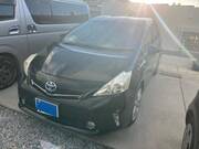 2011 TOYOTA PRIUS ALPHA