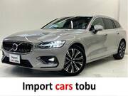 2025 VOLVO V60
