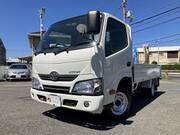 2019 TOYOTA DYNA