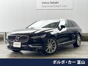 2018 VOLVO V90