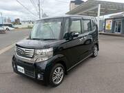 2015 HONDA N-BOX CUSTOM