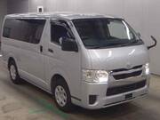 2022 TOYOTA HIACE VAN