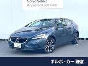 2020 VOLVO V40