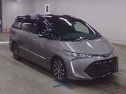 2017 TOYOTA ESTIMA