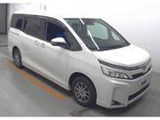 2019 TOYOTA VOXY