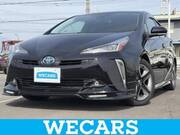 2019 TOYOTA PRIUS