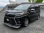 2019 TOYOTA VOXY