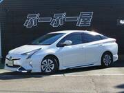 2017 TOYOTA PRIUS