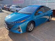 2017 TOYOTA PRIUS PHV