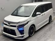 2019 TOYOTA VOXY