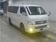 2011 TOYOTA HIACE VAN