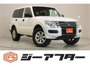 2017 MITSUBISHI PAJERO