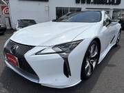 2017 LEXUS LC