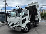 2017 ISUZU FORWARD